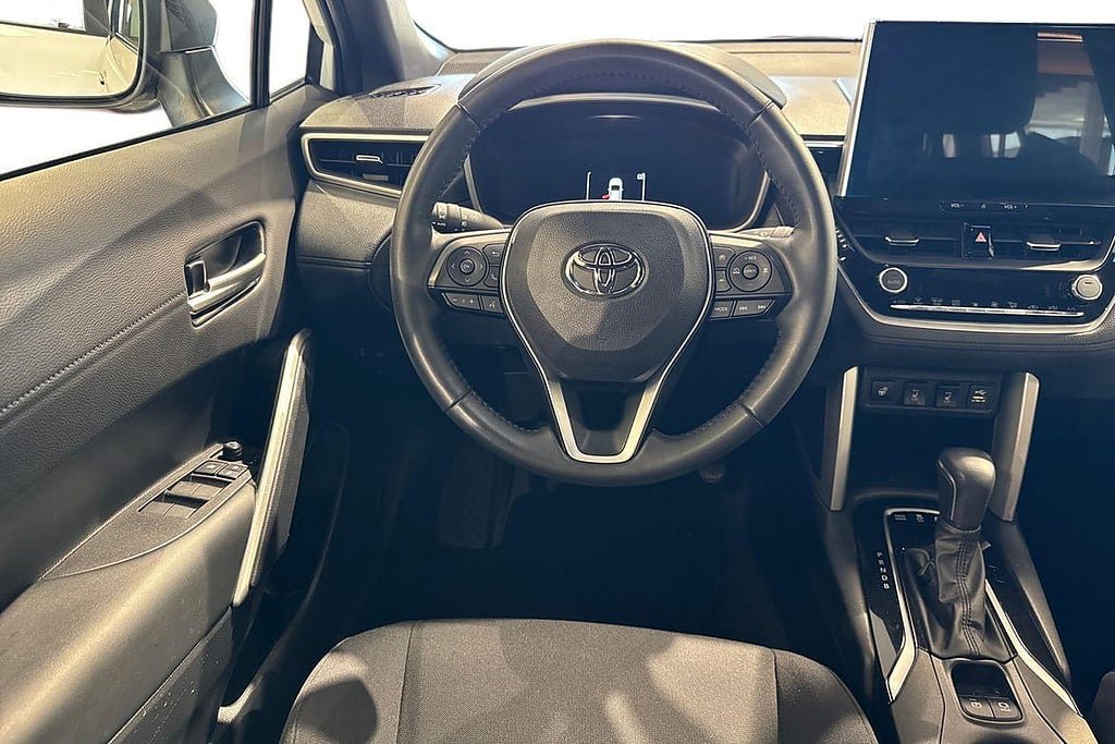 Vehicle Image 11
