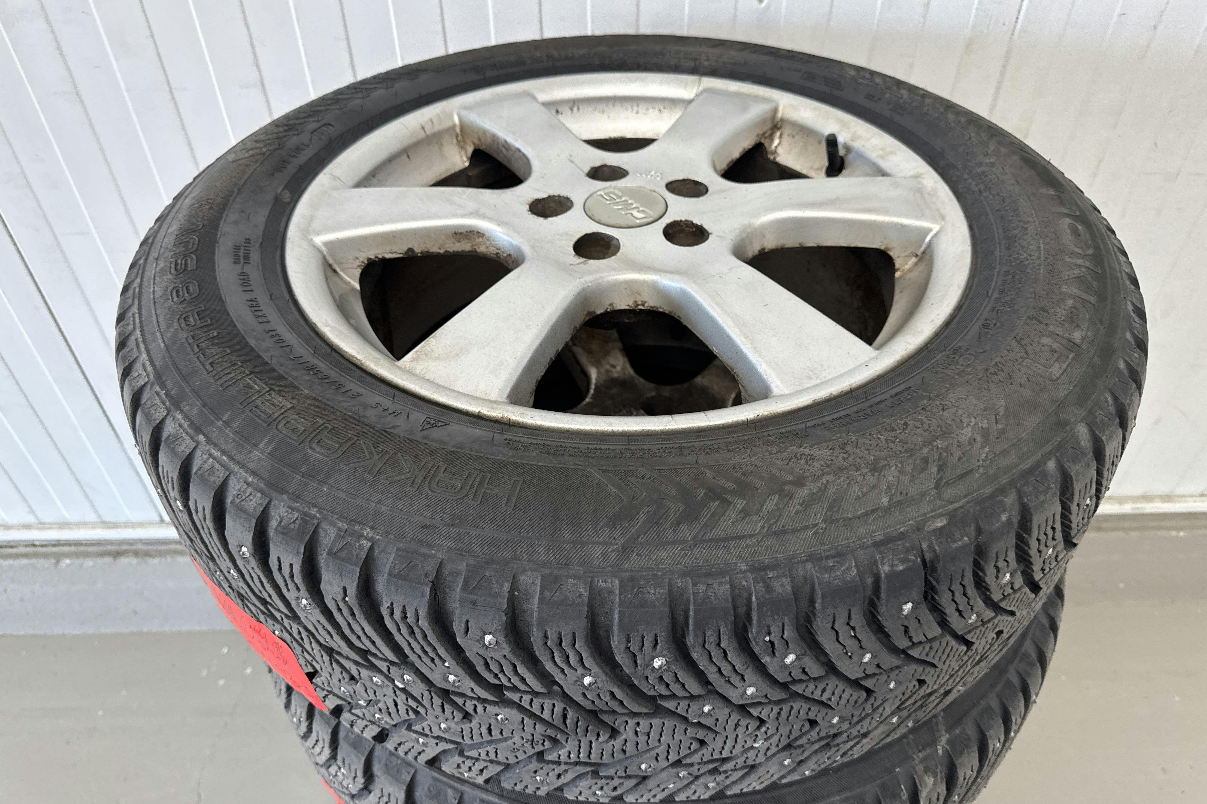Vehicle Image 14