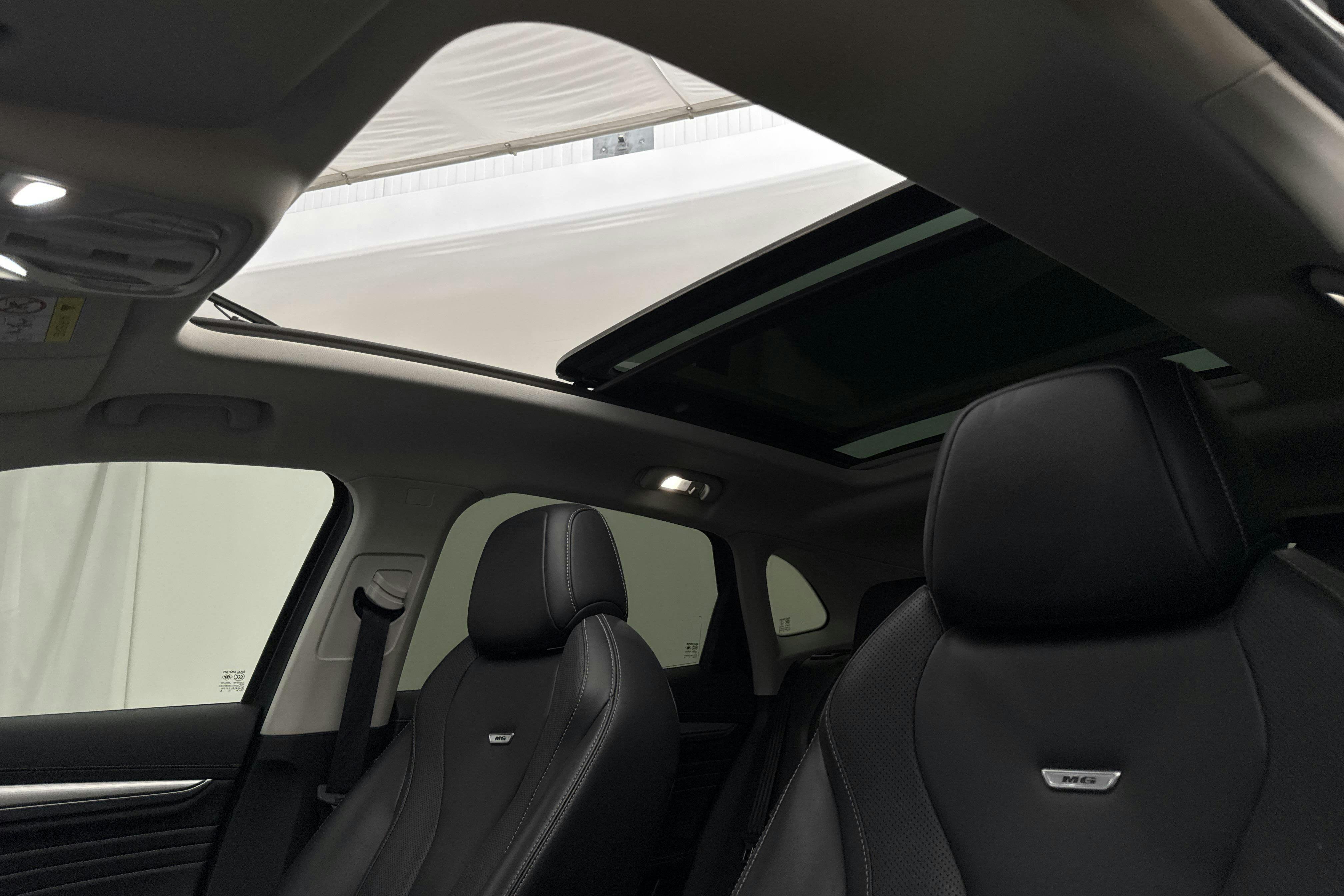 Vehicle Image 17