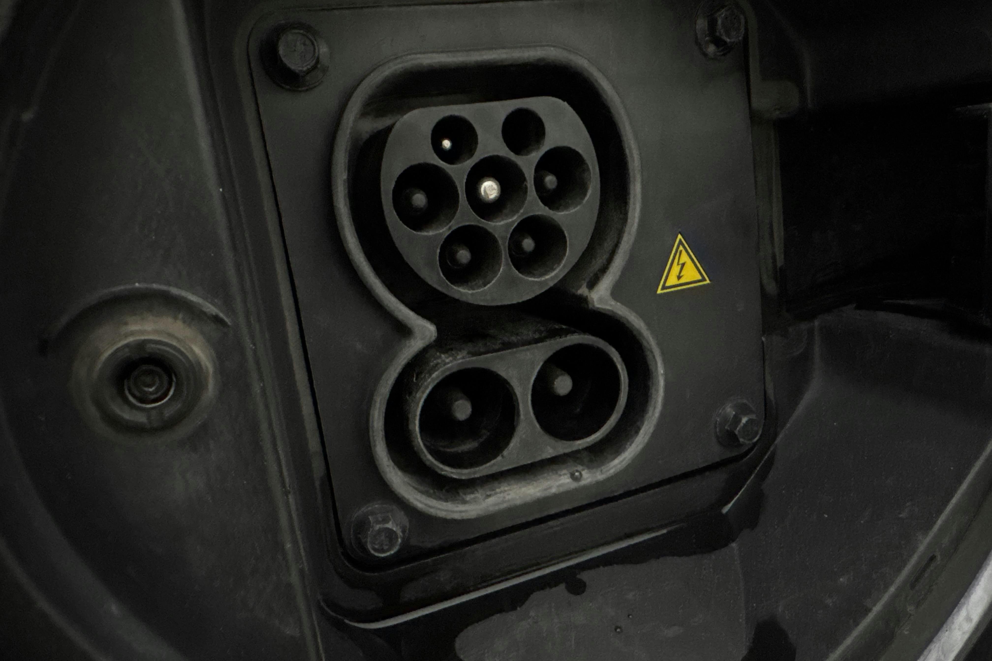 Vehicle Image 20