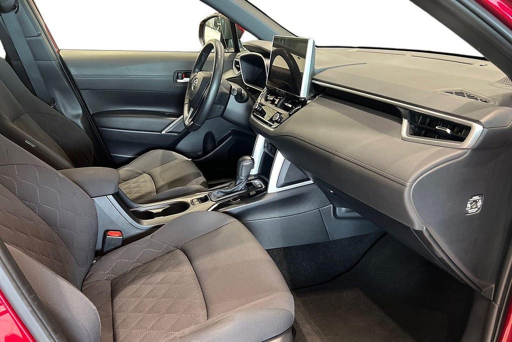Vehicle Image 12