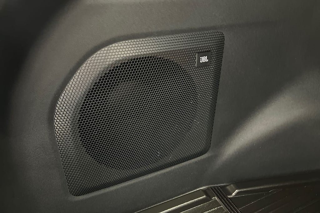 Vehicle Image 21