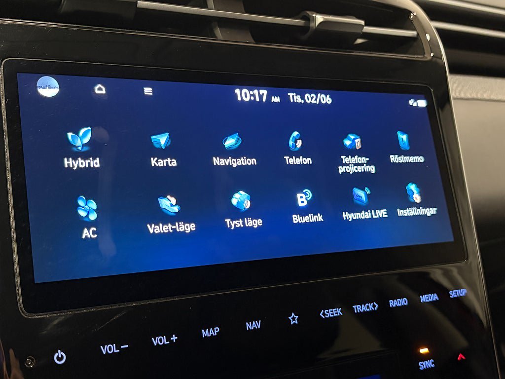 Vehicle Image 16