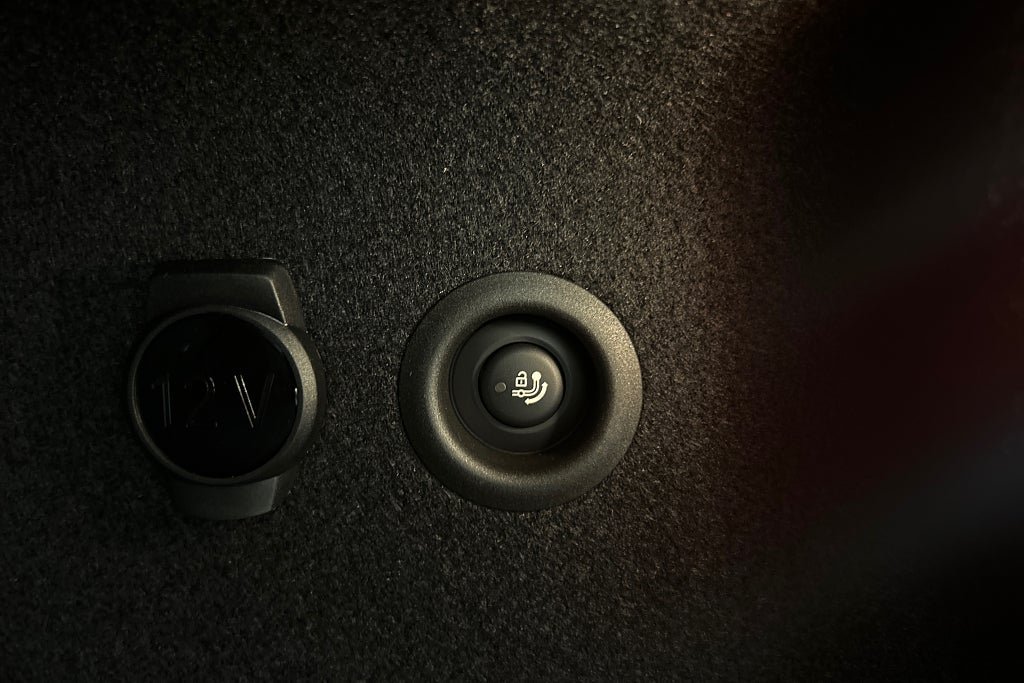 Vehicle Image 24