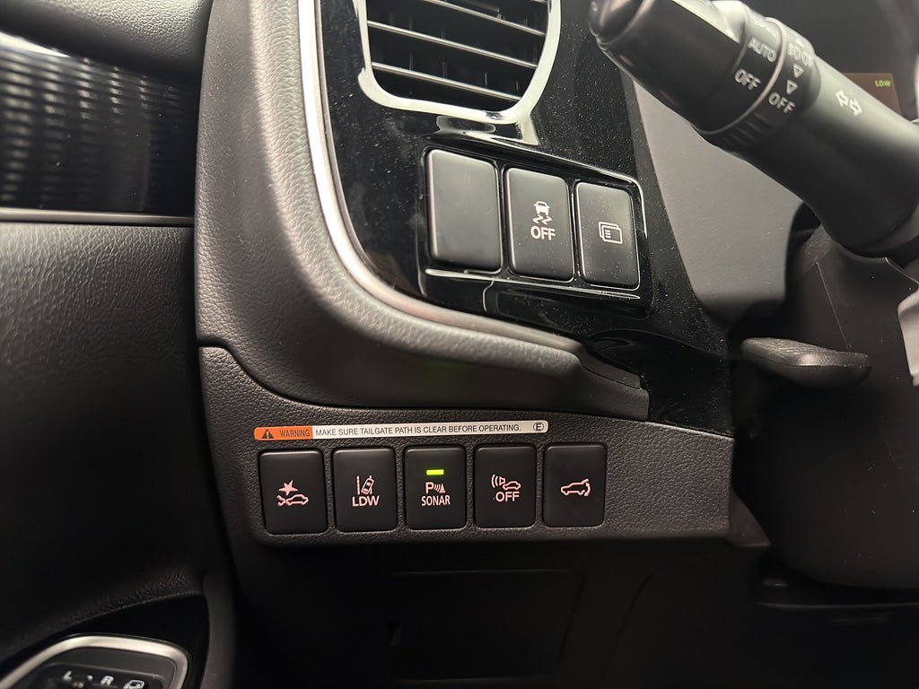 Vehicle Image 28
