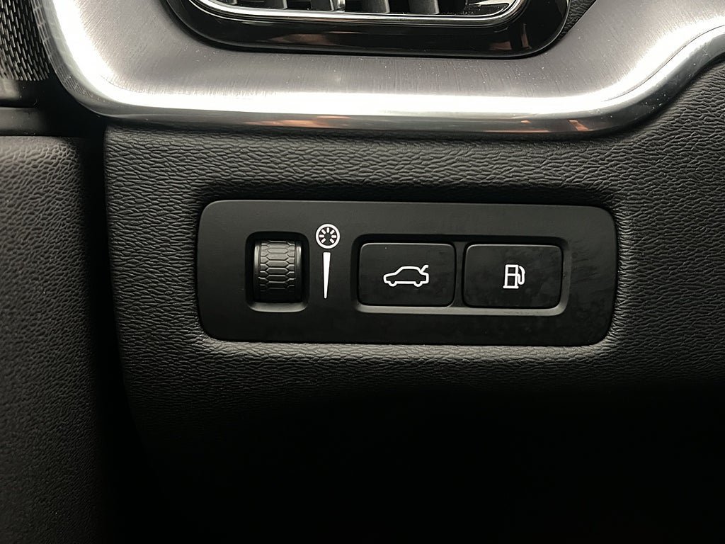 Vehicle Image 29