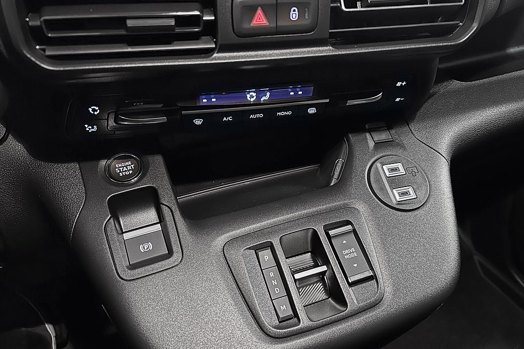 Vehicle Image 27