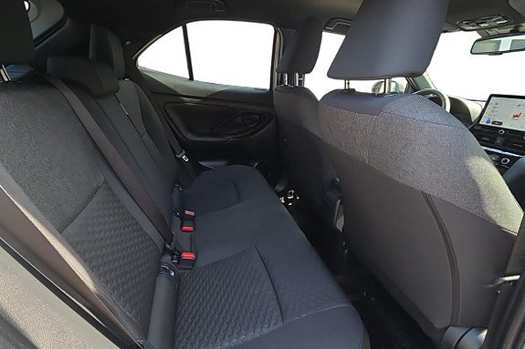 Vehicle Image 19