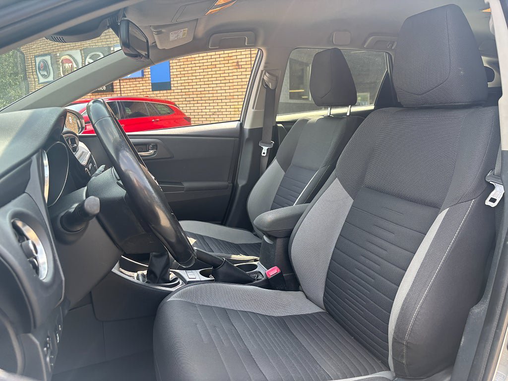 Vehicle Image 15