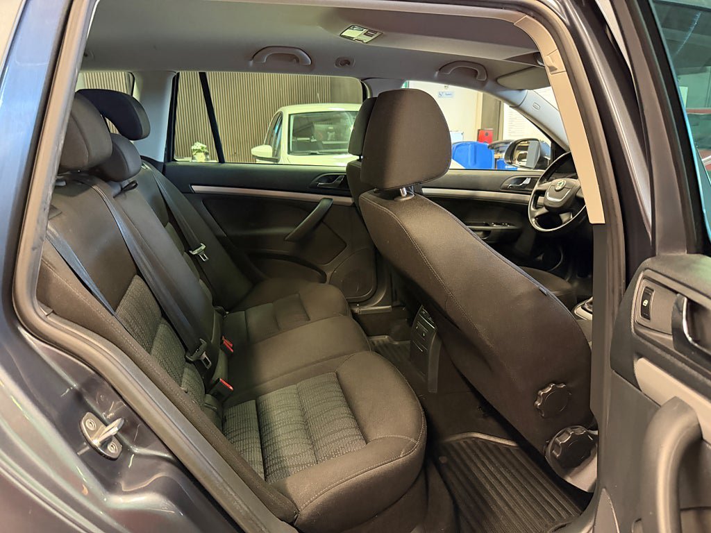 Vehicle Image 20