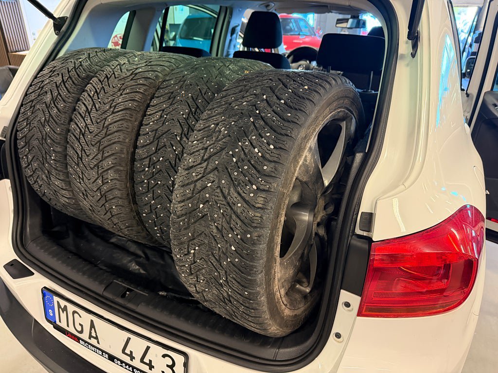 Vehicle Image 27