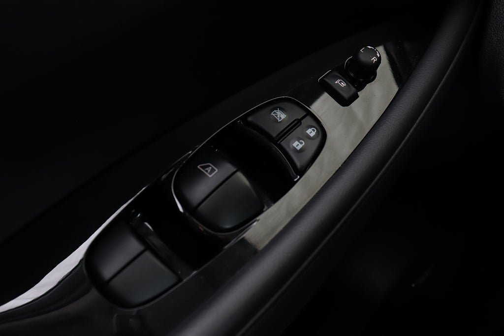 Vehicle Image 26