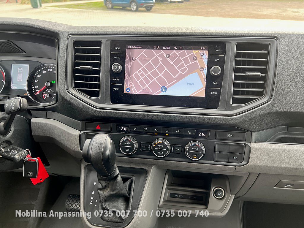 Vehicle Image 25