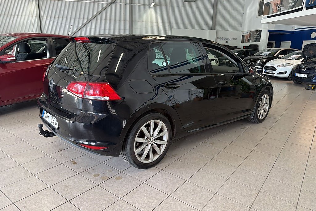 Vehicle Image 7
