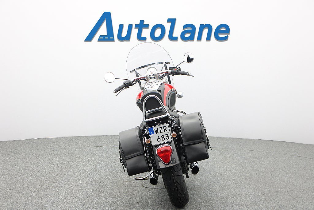 Vehicle Image 8