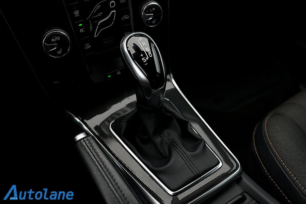 Vehicle Image 26