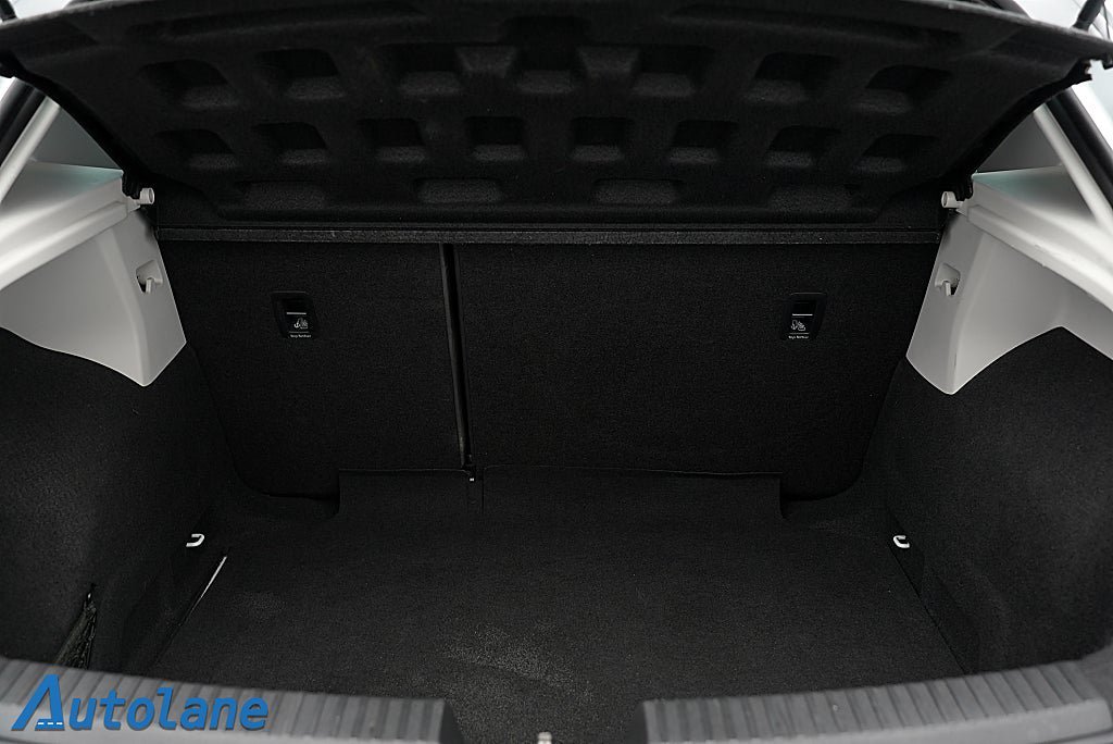 Vehicle Image 28