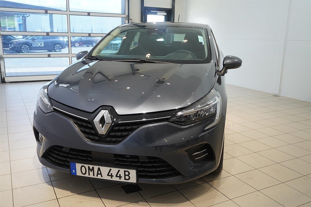 Vehicle Image 8