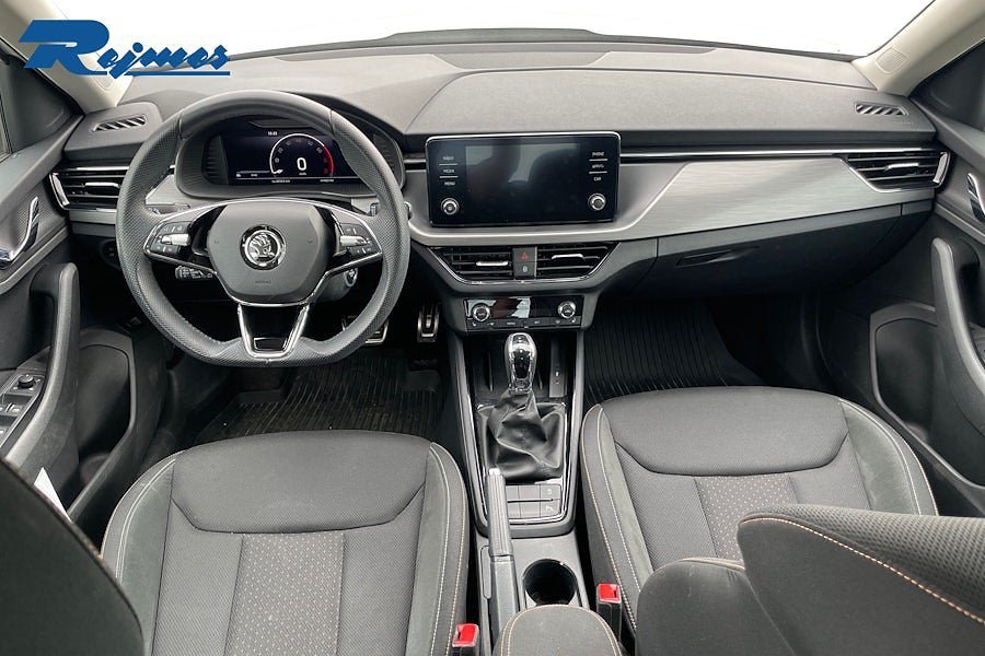 Vehicle Image 12