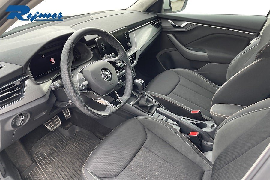 Vehicle Image 13