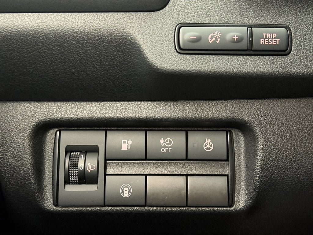 Vehicle Image 24