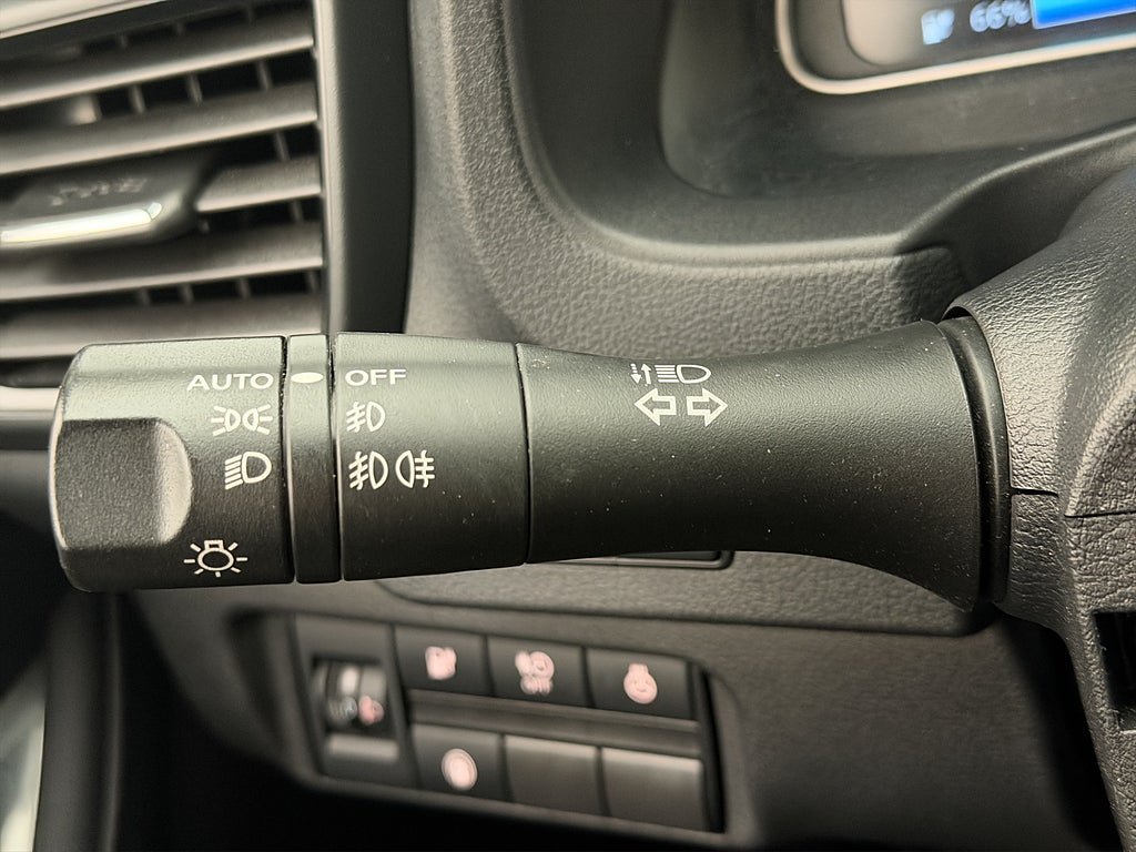 Vehicle Image 27