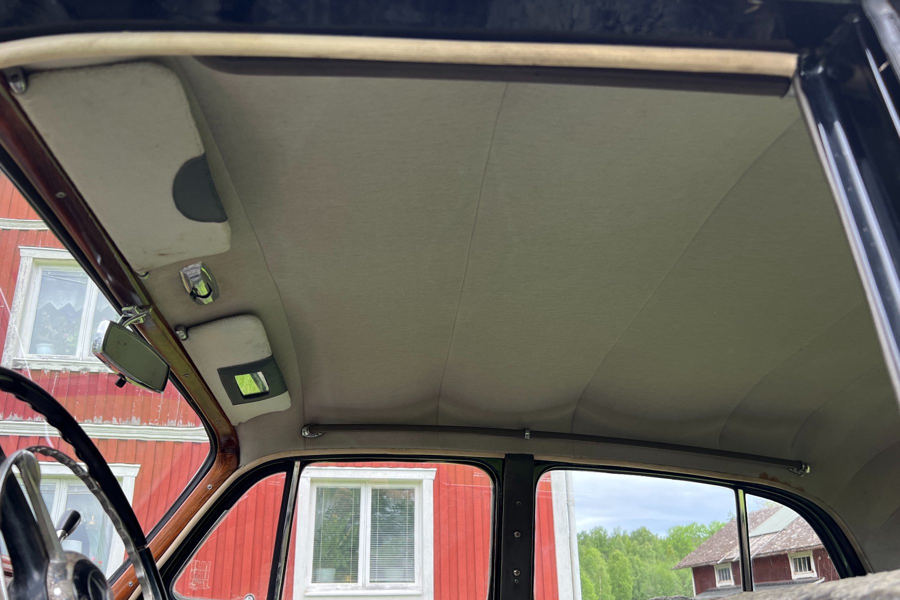 Vehicle Image 28