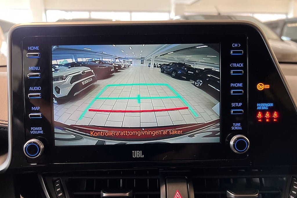 Vehicle Image 13