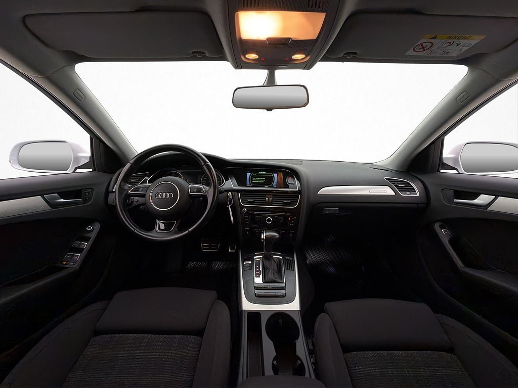 Vehicle Image 13