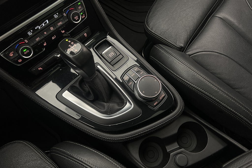 Vehicle Image 28