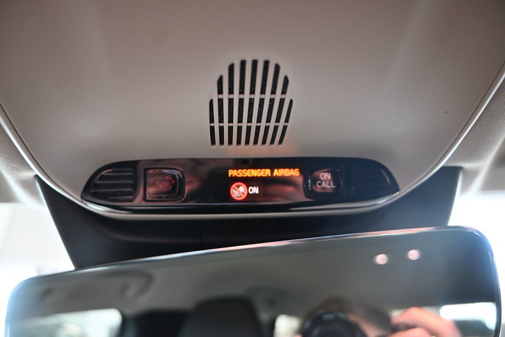 Vehicle Image 22