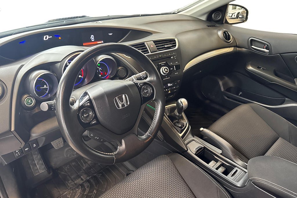 Vehicle Image 10