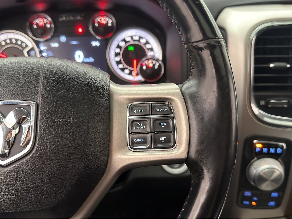Vehicle Image 23