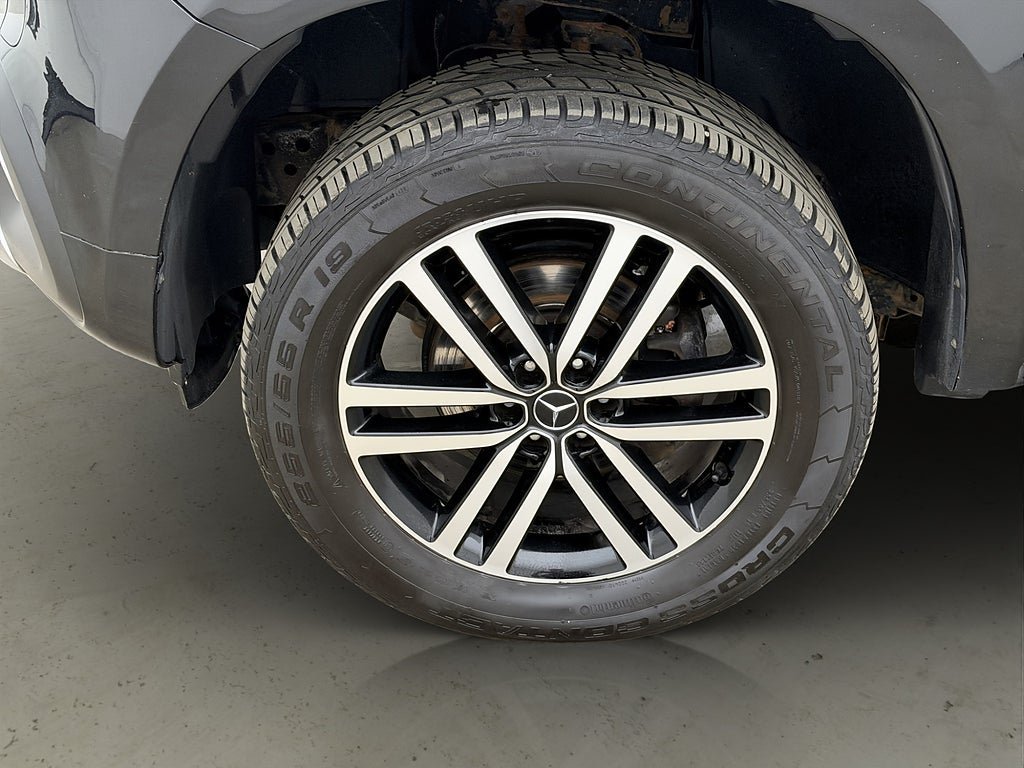 Vehicle Image 31