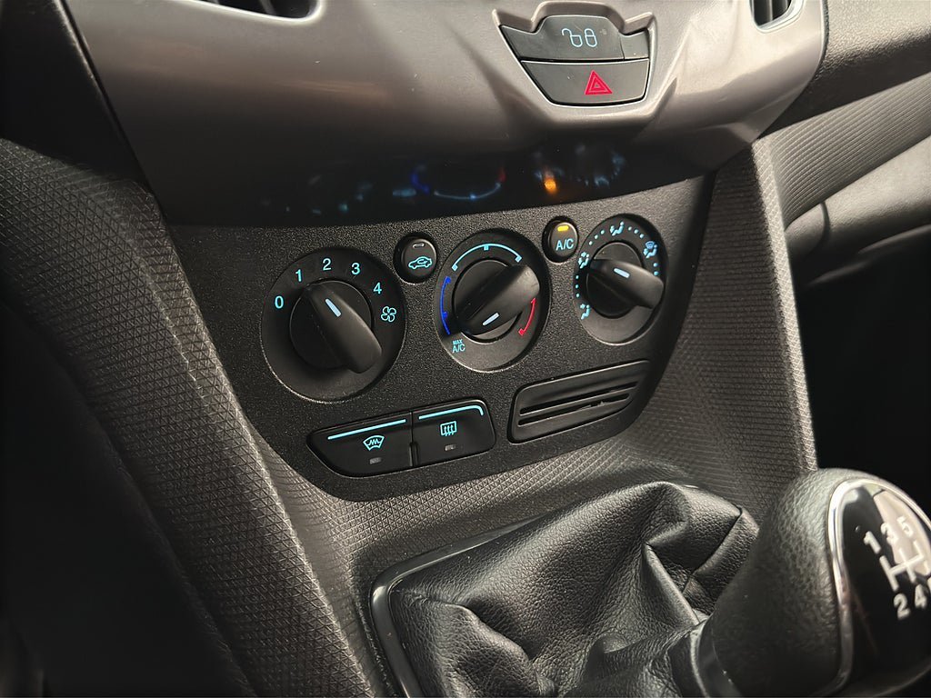 Vehicle Image 24