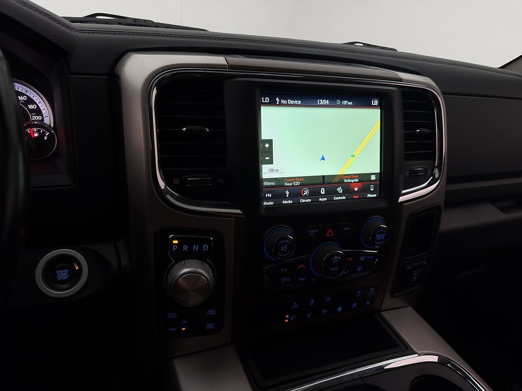 Vehicle Image 26