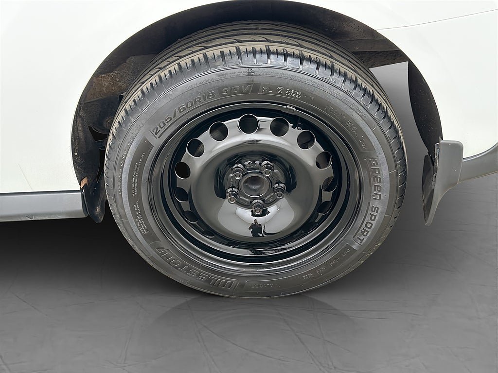 Vehicle Image 31