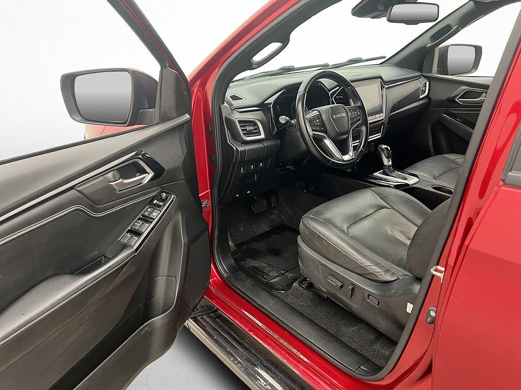 Vehicle Image 13