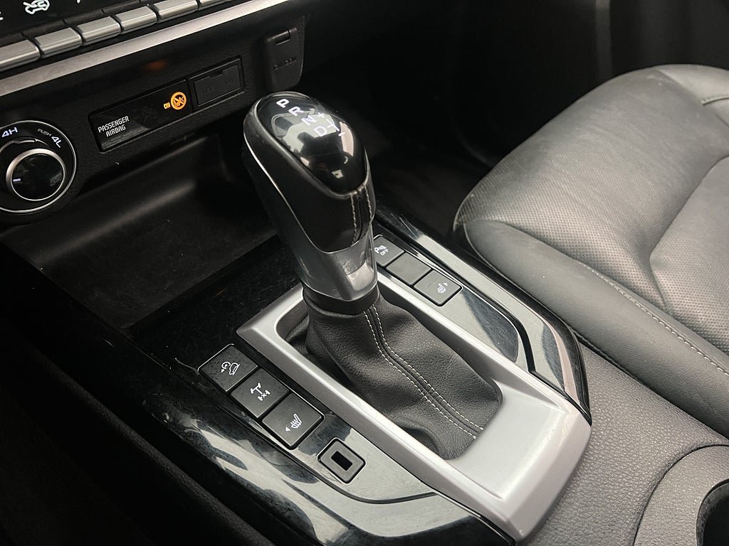 Vehicle Image 23