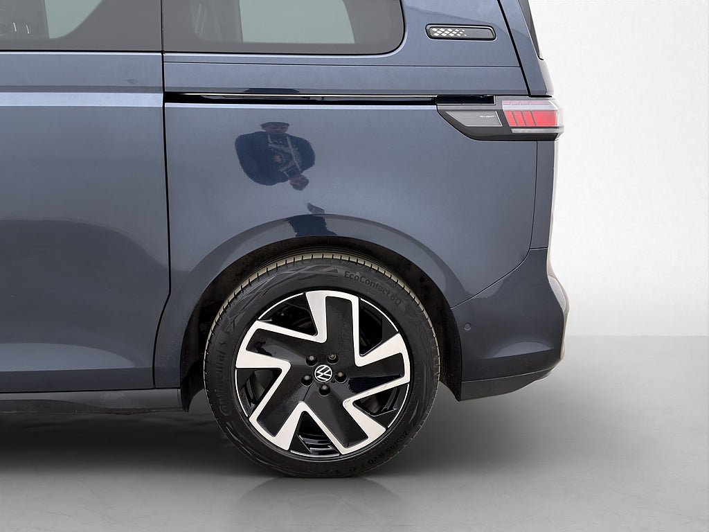 Vehicle Image 36