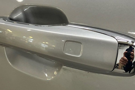 Vehicle Image 32