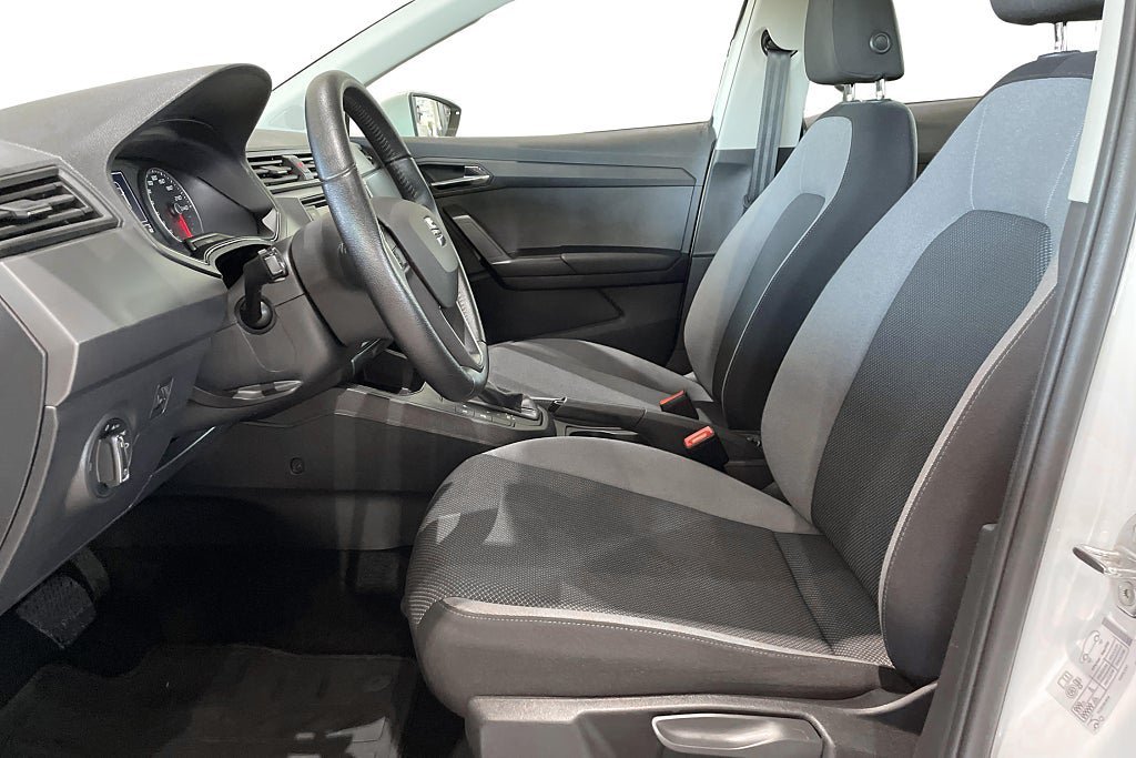 Vehicle Image 12
