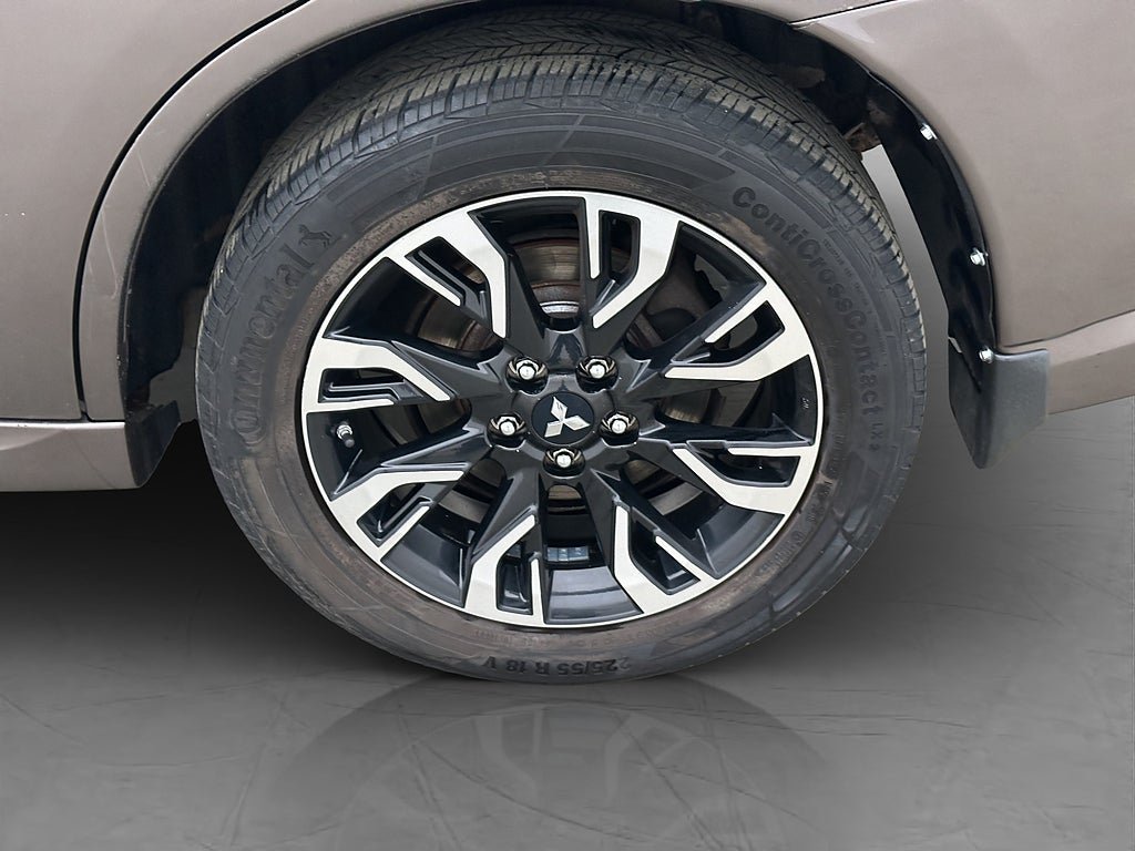 Vehicle Image 30