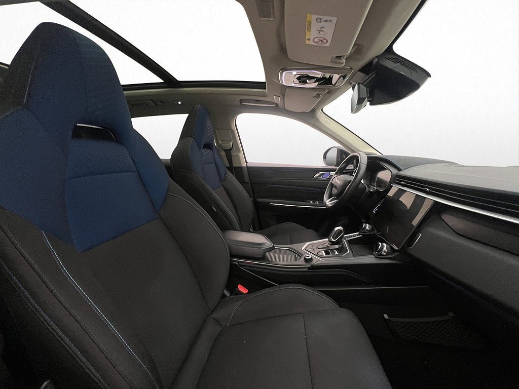 Vehicle Image 32