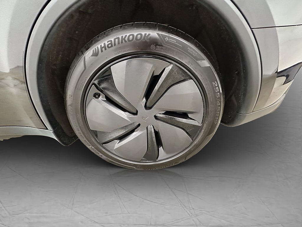 Vehicle Image 33