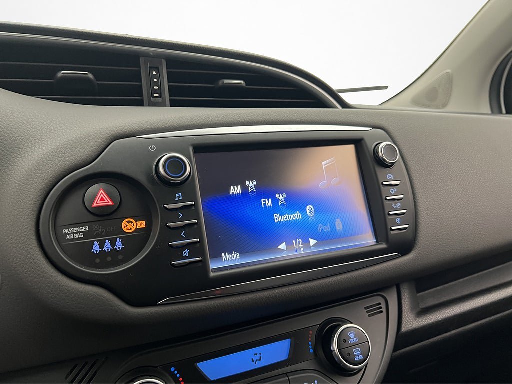 Vehicle Image 19
