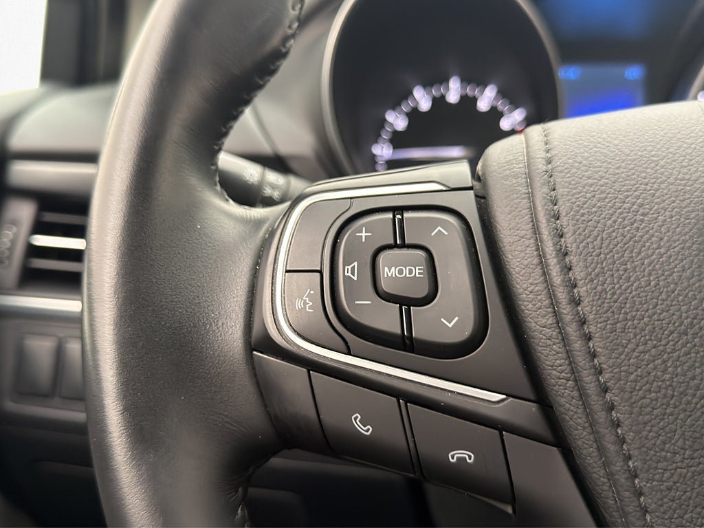 Vehicle Image 15