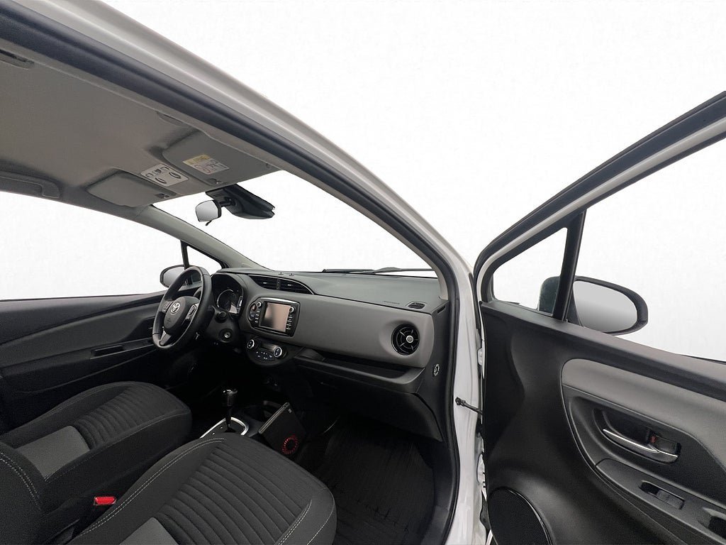Vehicle Image 22