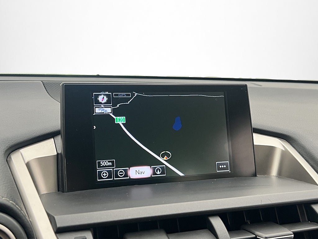 Vehicle Image 23