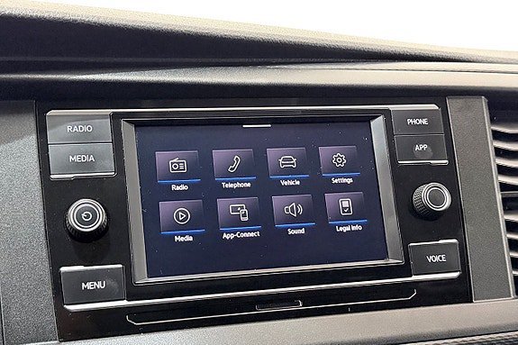 Vehicle Image 21
